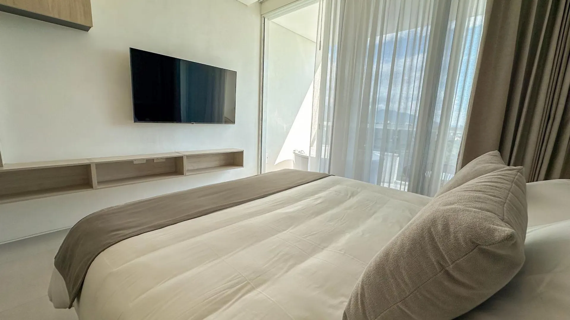 Apartamentos Luxury Hotel Porto Horizonte - Ar Rentals Gaira